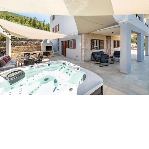 Cozy Home In Blato With House Sea View