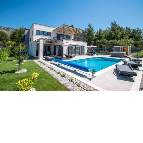 Cozy Home In Orebic With Jacuzzi