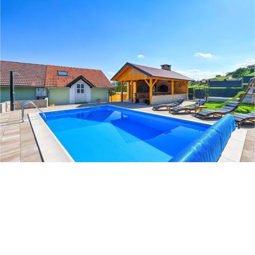 Cozy Home In Vrhi Pregradski With Sauna