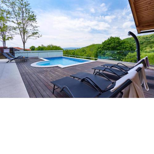 Cozy Home In Zagreb With Jacuzzi
