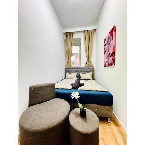 Cozy Private Room, Only 12Min Walk to Augarten