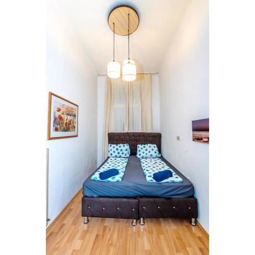Cozy Room - 7 Minutes to Schönbrunn Palace