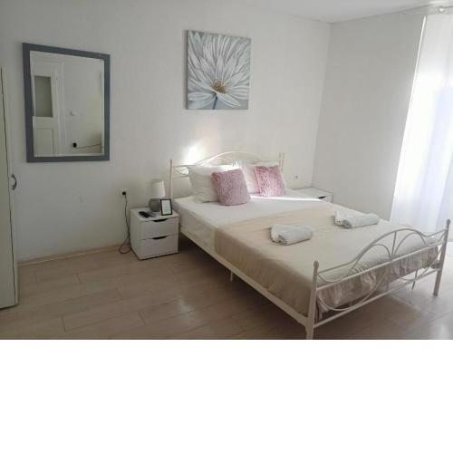 Cozy Rooms At Old City Gate