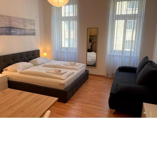 Cozy Two-Bedroom Apartment near Metro