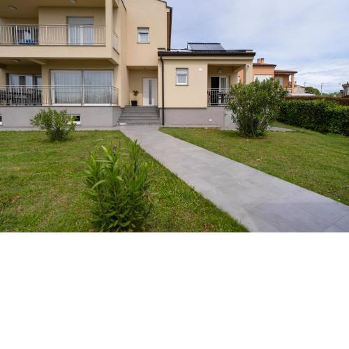 Dani's Place