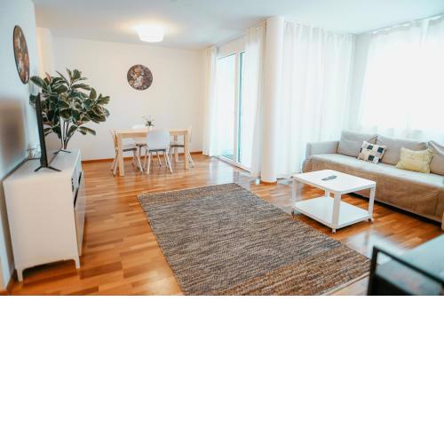 Danube Island Apartment 12
