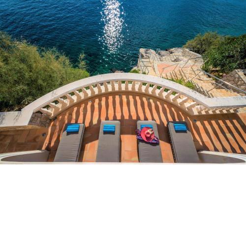 Dazzling Lozica Villa 5 Bedrooms Villa Pasija Steam Room Private Plateau Beach