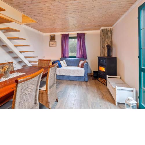 Delightful Holiday Home with Garden