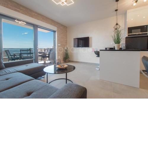 Delux apartment Diva Mare - Free Beach Parking