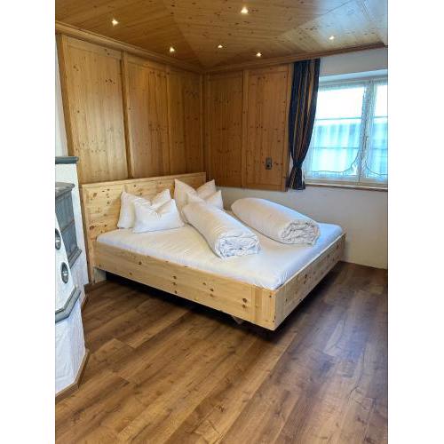 Deluxe Apart Bader