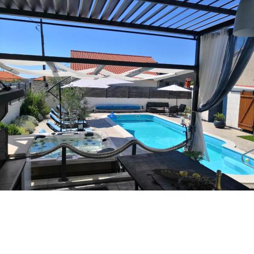 Deluxe Apartman Porto