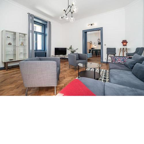 Designed Spacious Flat with 2 Bedroms and Balcony