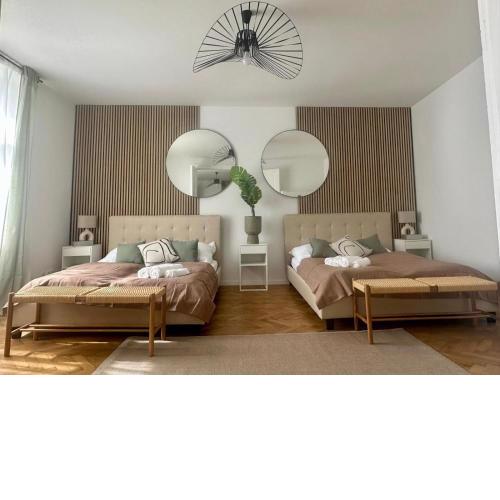 Designer Apartment Near Main Station