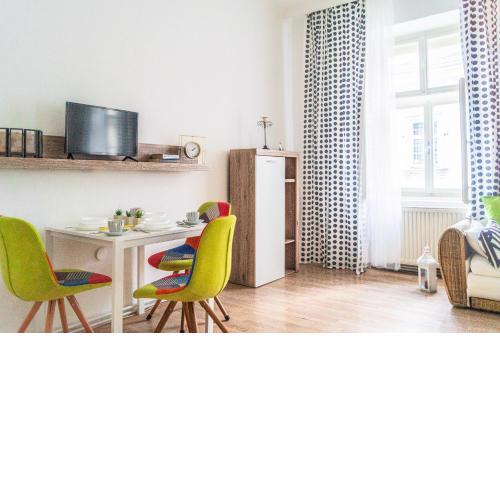 Desirable 2BR - Bookable for Longstays in Lockdown B