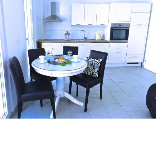 Diamant Apartments