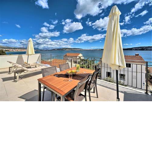 Domenico - 50 m from the sea