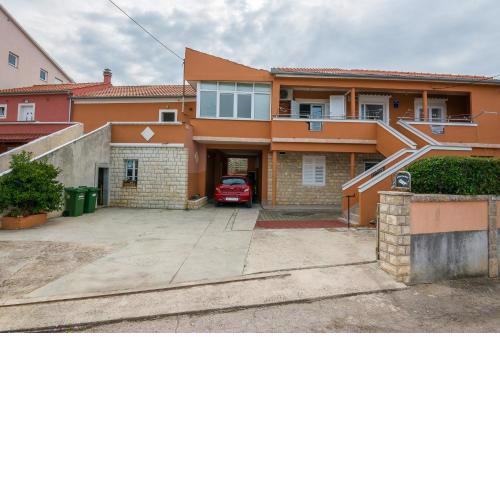 Drago Apartment