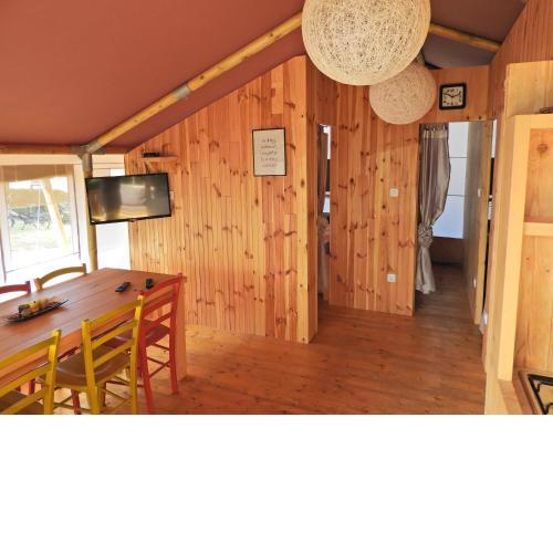 Drago Tours LODGE TENT Joy Safari, Lanterna
