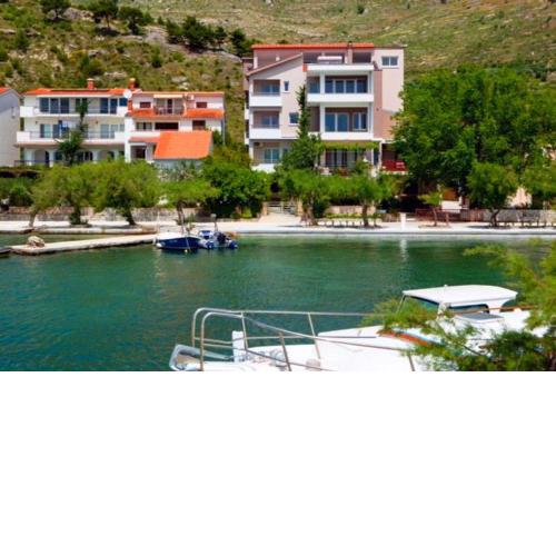 Duplex Apartment for 10 persons - Beach House Ana