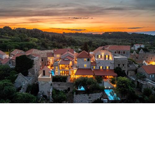 Dvor Pitve Villas