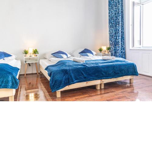 Elegant Haven: Stylish and Spacious 3BR Apartment