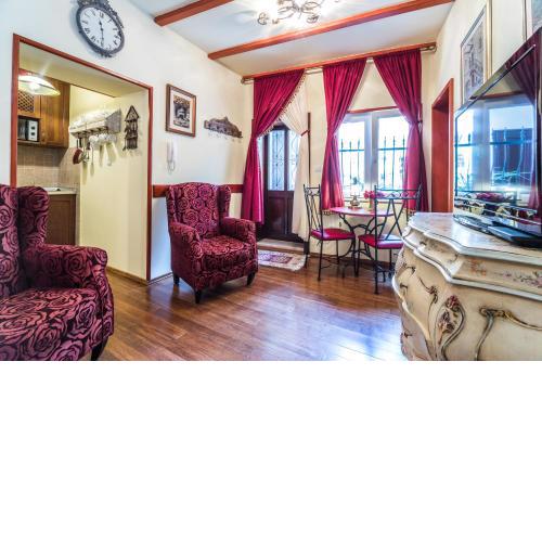 Emperor's Suites