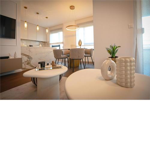 Eterna Residences