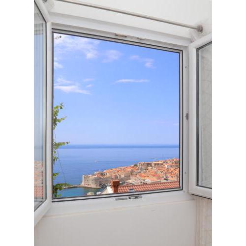 Exclusive Old Town and Sea View Apartments