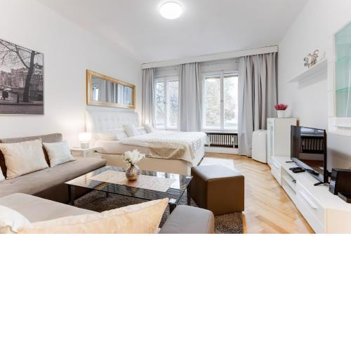 Exclusive Riverside Apartment in the Heart of Prague