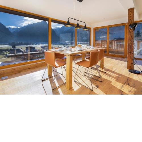 Exklusives Chalet-Haus mit Gletscherblick