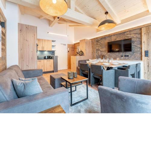 Falken Suites TOP 7