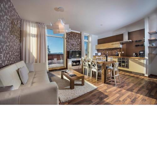 Family Apartment 32, House Oliver