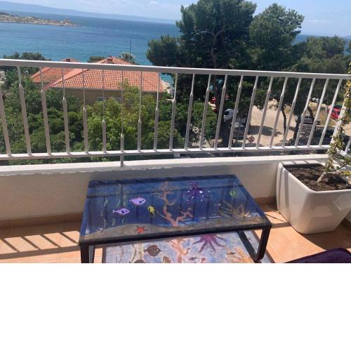 Family Apartment Green with a sea view and a free parking