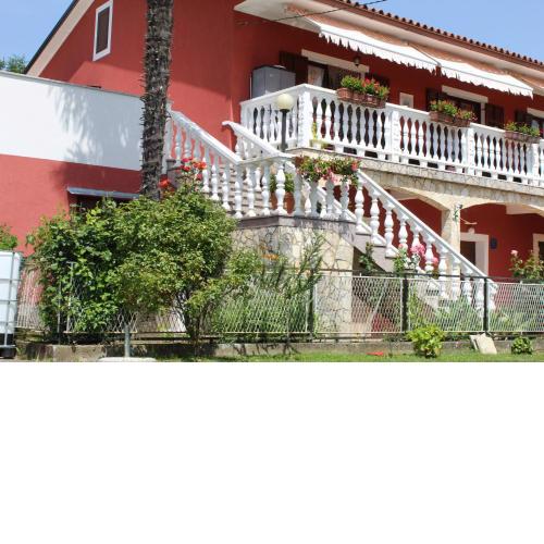 Family friendly apartments with a swimming pool Cepic, Central Istria - Sredisnja Istra - 15878