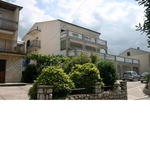Family friendly apartments with a swimming pool Crikvenica - 5489