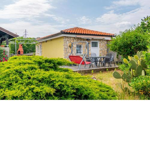 Family friendly apartments with a swimming pool Krasica, Rijeka - 18059
