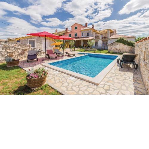 Family friendly house with a swimming pool Gajana, Fazana - 15385