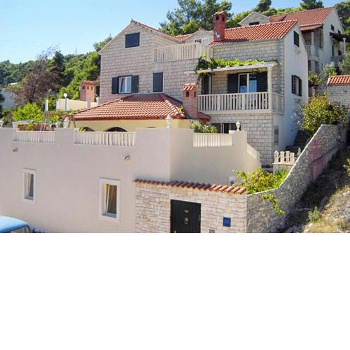 Family friendly house with a swimming pool Postira, Brac - 5661