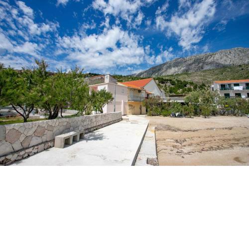 Family friendly seaside apartments Duce, Omis - 8668