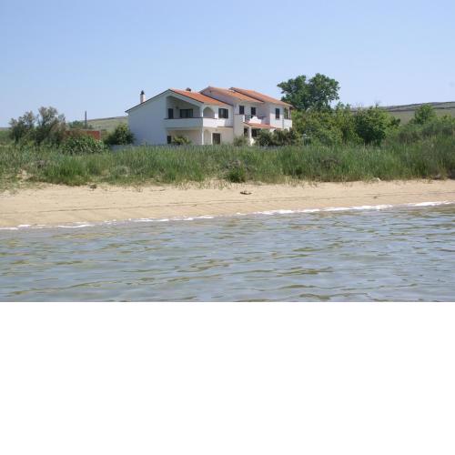 Family friendly seaside apartments Povljana, Pag - 230
