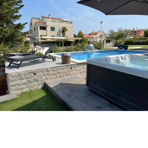 Family Villa Mare for max 8 person with jacuzzi Kukci Poreč countryside