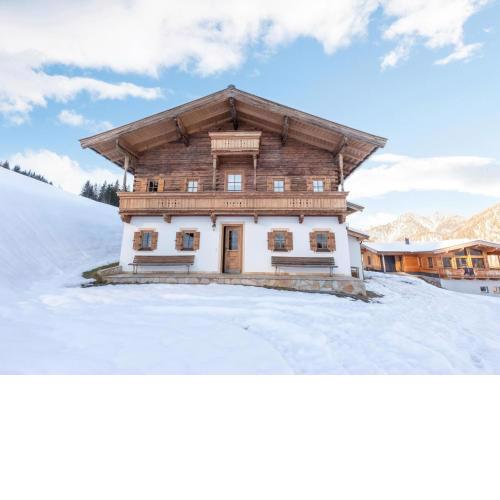 Farmhouse in Hochfilzen with mountain view