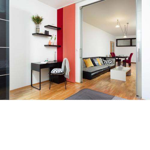 Fashionable Apartments Flora