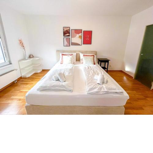 FeelHome-Prater-Ausblick-Terrasse-6 Gäste-WiFi-Smart TV