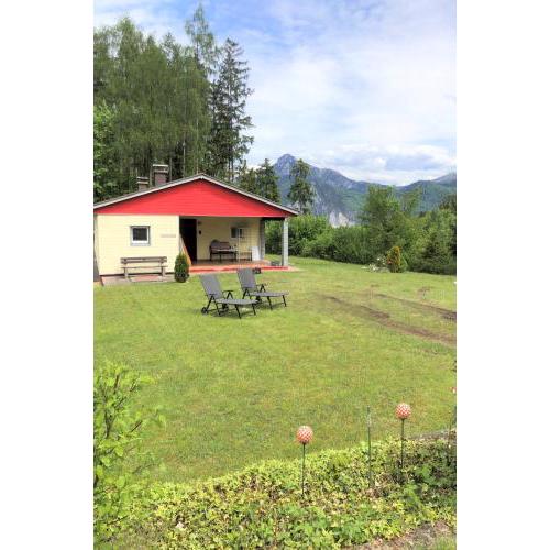 Ferienhaus am Traunsee mit Bergsicht