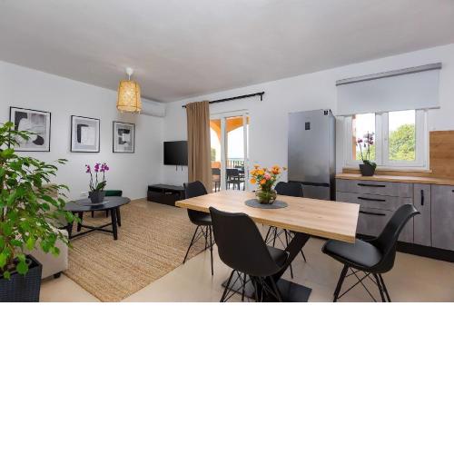 Ferienhaus Anna Premium mit Meerblick und Garten