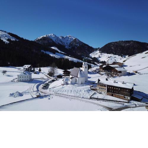 Ferienhaus in Panoramalage Kitzbühler Alpen by FeWo-Plan WILD190