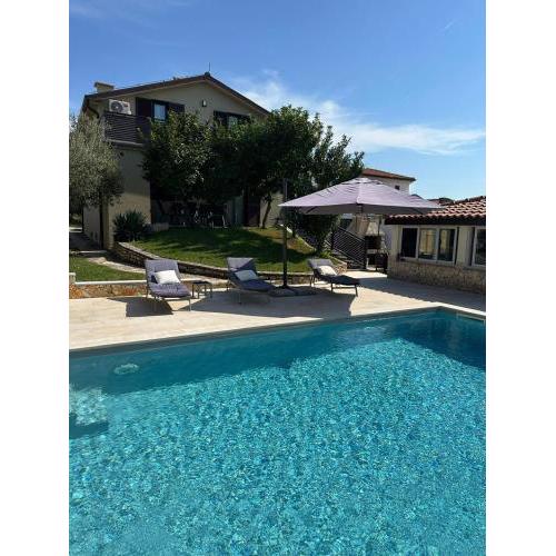 Ferienhaus Marija mit Pool