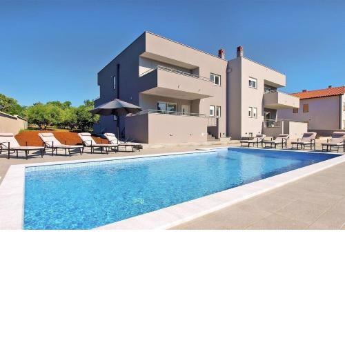 Ferienhaus mit Grill für 14 Personen in Pula