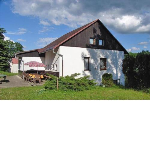 Ferienhaus mit Privatpool für 10 Personen ca 240 m in Smrzovka, Isergebirge